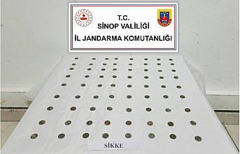 Sinop'ta kaçakçılık operasyonunda 72 sikke ele geçirildi