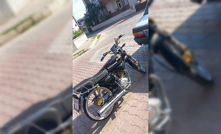 Tokat'ta motosiklet çaldıkları iddiasıyla yakalanan 2 zanlı tutuklandı