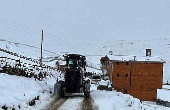 Trabzon'da kar nedeniyle yaylada mahsur kalan 8 kişi kurtarıldı