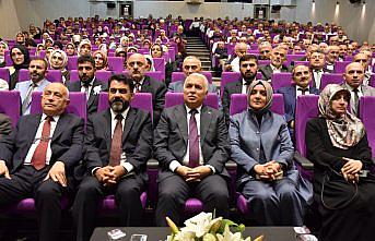 Trabzon'da “Peygamberimiz ve Aile Ahlakı“ konulu konferans düzenlendi