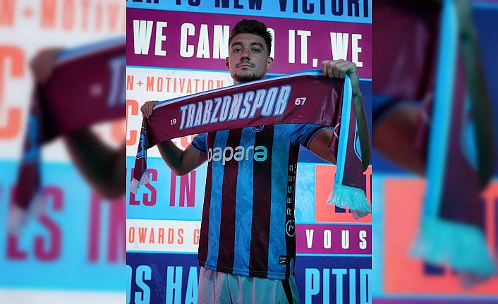 Trabzonspor, Beşiktaş'tan Ernest Muçi'yi kadrosuna dahil etti