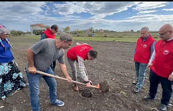 19 Mayıs ilçesinde çiftçilere toprak analizi eğitimi verildi