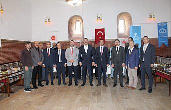 Amasya’da camilerde temizlik ve çevre düzenlemesi yapıldı