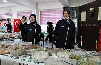 Amasya'da meslek lisesi öğrencileri Gazze'ye destek için kermes düzenledi