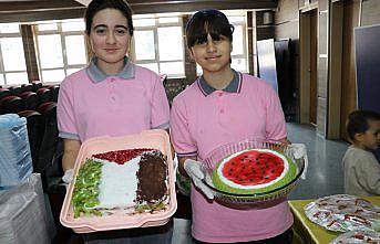 Amasya'da ortaokul öğrencileri Gazze için kermes düzendi