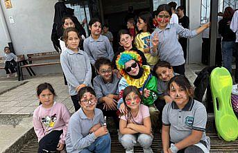 Bafra Gençlik Merkezi'nden Kelikler köy okuluna ziyaret