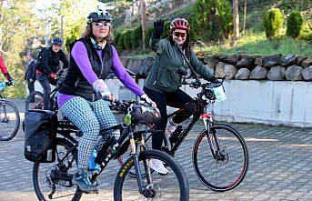 Bisiklet tutkunları Karabük'te sonbaharın renkleri arasında pedal çevirecek