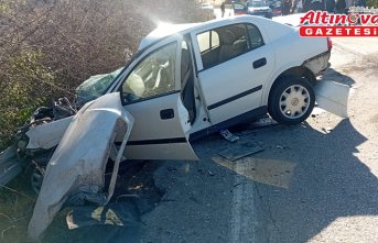 Bolu'da kamyonla çarpışan otomobilin sürücüsü öldü