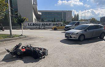 Bolu'da otomobille çarpışan motosikletin sürücüsü yaralandı