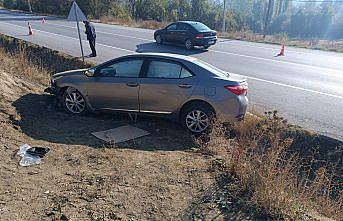 Bolu'da yamaca çarpan otomobildeki kadın öldü, eşi yaralandı