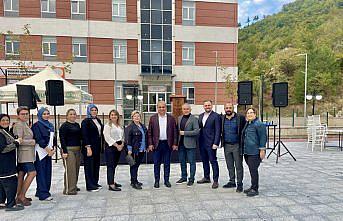 Bozkurtlu öğrenciler için yardım etkinliği düzenledi