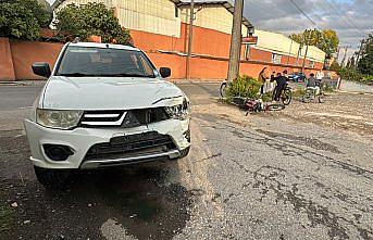 Düzce'de pikap ile çarpışan motosikletteki 2 kişi yaralandı