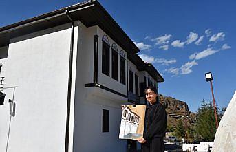 Gümüşhane'de lise öğrencileri tarihi Süleymaniye Mahallesi'ni resmetti