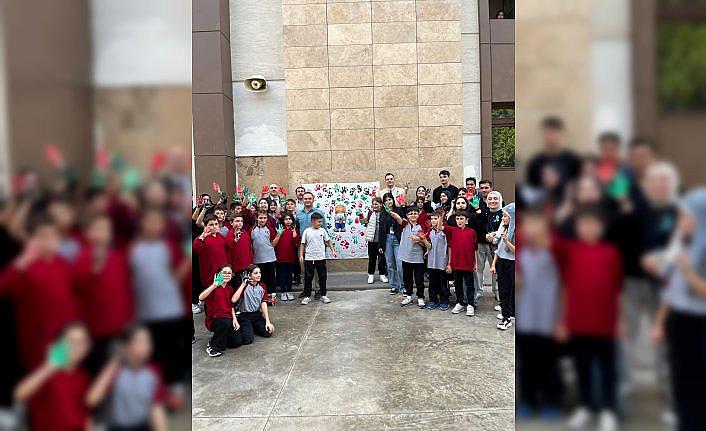 Kastamonu'da Filistinli üniversiteliler ortaokul öğrencileriyle buluştu