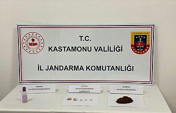 Kastamonu'da uyuşturucu operasyonunda yakalanan 2 zanlı tutuklandı