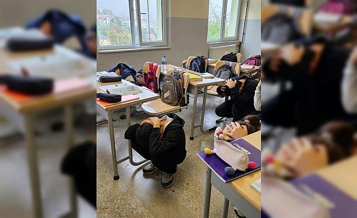 Küre'de okullarda afet ve dayanıklılık tatbikatı gerçekleştirildi