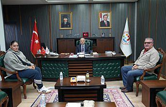 Milli sporcu Havvanur Kethüda Trabzon Üniversitesi'ne ziyaret etti