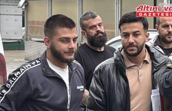 Samsun'da husumetlilerinin aracına silahla ateş eden 2 zanlı tutuklandı