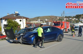 Samsun'da iki otomobilin karıştığı kazada 1 kişi yaralandı
