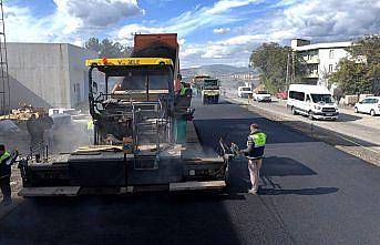 Samsun Büyükşehir Belediyesi 17 ilçede yol çalışmalarını sürdürüyor