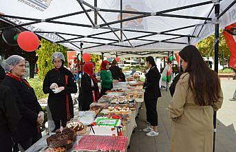 Samsun'da öğrenciler Gazze için mutfağa girdi