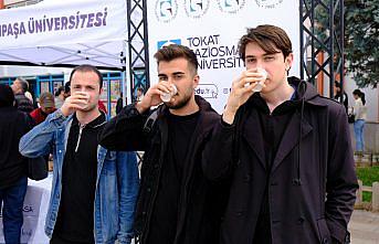 TOGÜ'de öğrencilere kahve ikram edildi