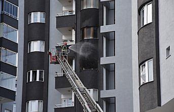 Trabzon'da apartmanda çıkan yangında 1 kişi yaralandı
