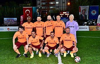 Trabzonspor'un efsane futbolcuları, Emir Yuşa için sahaya çıktı