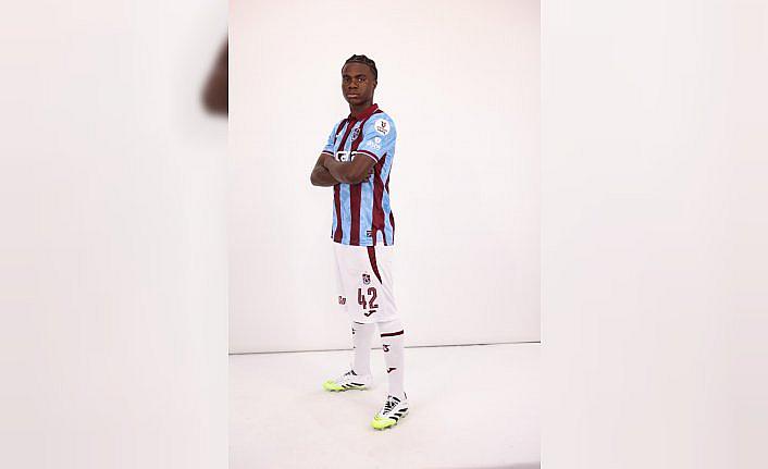 Trabzonspor'un genç oyuncusu Oulai, şampiyonluk yaşamak istiyor: