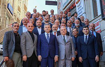 Vali Ergün, Artvin Muhtarlar Derneği'ni ziyaret etti