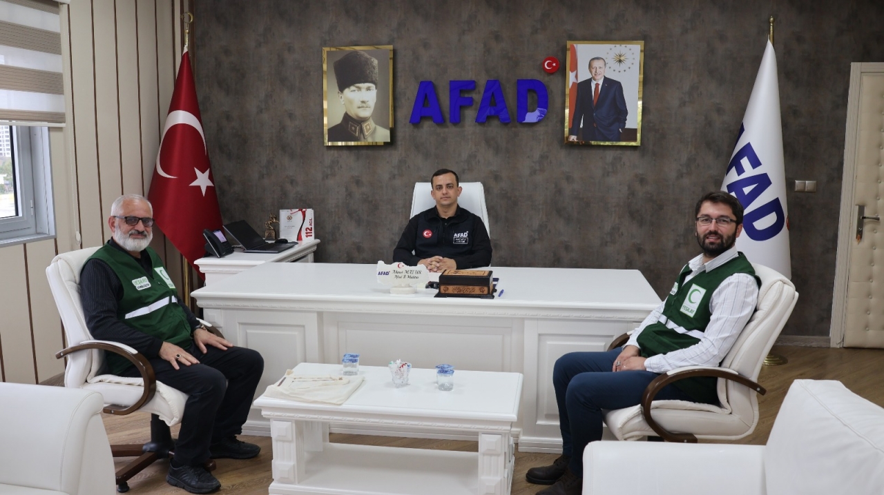 Yeşilay Samsun Şubesinden AFAD İl Müdürü Matur'a ziyaret