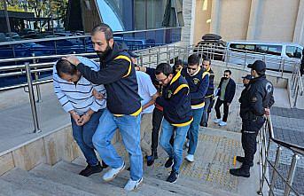 Zonguldak'ta emekli madenciyi dolandıran 5 şüpheli tutuklandı