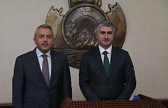 Aile ve Sosyal Hizmetler Bakan Yardımcısı Tarıkdaroğlu Rize'de ziyaretlerde bulundu