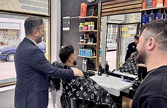 Ayancık'ta Kaymakam Çelik, esnafla bir araya geldi