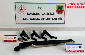 Bafra'da silah kaçakçılığı operasyonunda 2 zanlı yakalandı