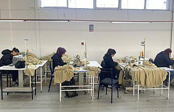 Çırakken koyduğu işveren olma hedefine tekstil atölyesi açarak ulaştı