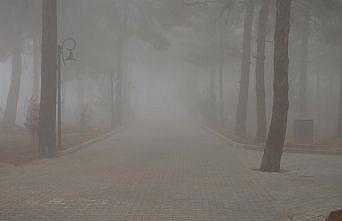 Çorum'da sis etkili oldu