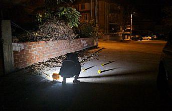 Çorum'da sokakta silahlı kovalamaca güvenlik kamerasında