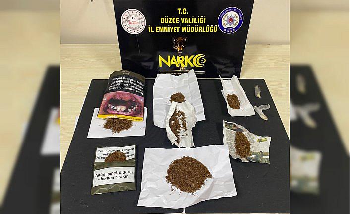 Düzce'de uyuşturucu operasyonunda yakalanan 3 zanlı tutuklandı