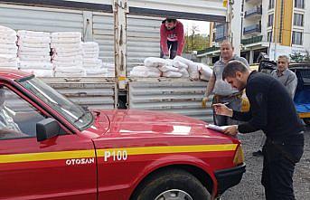 Eynesil'de çiftçilere tarım kireci tedarik edildi