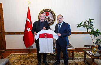 Genç Milli Takımlar Teknik Koordinatörü Aybaba, Kastamonu Valisi Dallı'yı ziyaret etti