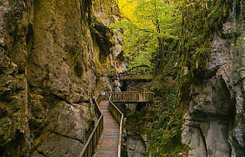 İçinden sonbaharın geçtiği kanyon: Horma