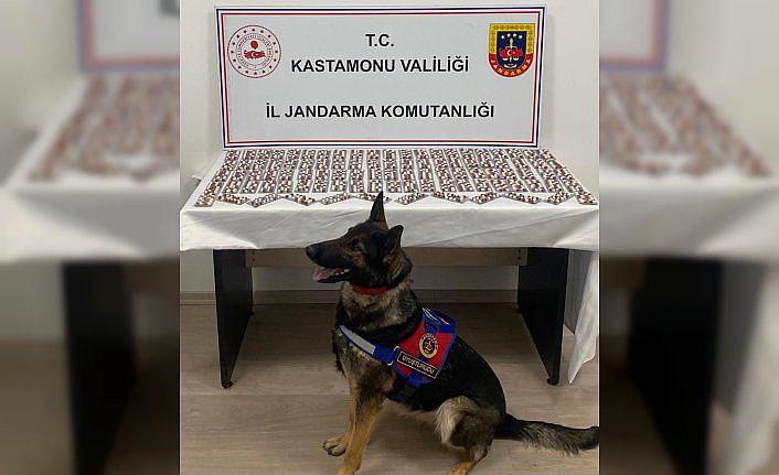Kastamonu'da 1344 uyuşturucu hapla yakalanan şüpheli tutuklandı