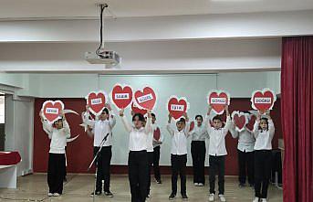 Kastamonu'nun ilçelerinde Öğretmenler Günü kutlandı