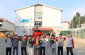 Ladik ilçesinde öğrenciler ve öğretmenler pickleball ile tanıştı