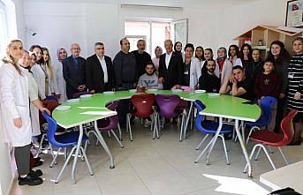 Merzifon Kaymakam Karaaslan, rehabilitasyon merkezlerini ziyaret etti