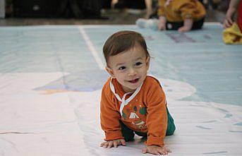 Rize'de bebek emekleme yarışması düzenlendi