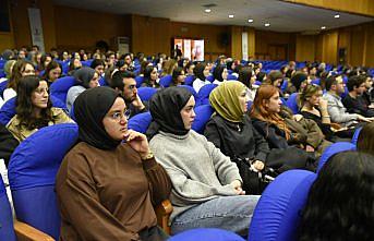 Samsun'da “Çocuk ve Gençlerde Bağımlılık“ konulu sempozyum düzenlendi