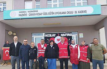 Samsun'da Türk Kızılay'dan özel öğrencilere moral ziyareti