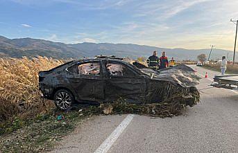 Tokat'ta devrilen otomobildeki 2 kişi öldü, 1 kişi yaralandı